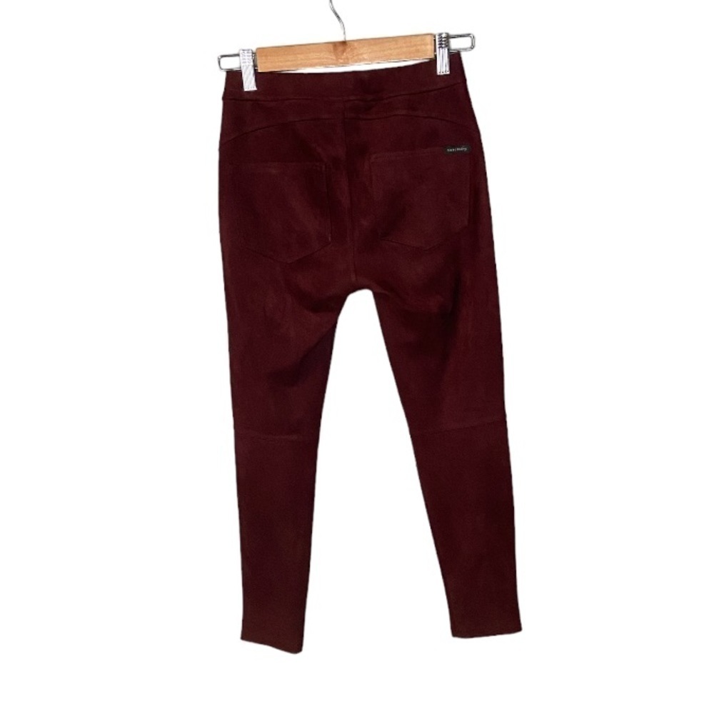 Anthropologie x Sanctuary Faux Suede Leggings in Wine - Picture 5 of 11